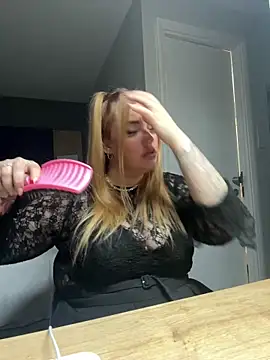 MysteriousMylaX online show from October 2025 06:50:01 PM