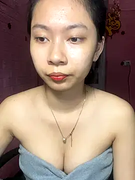 Snapshot of Phthao chatting on September 2025 03:01:01 PM Phthao online show from September 2025 03:01:01 PM