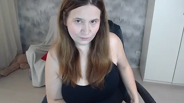 Snapshot of AdelinaLawson chatting on September 2025 10:09:01 AM AdelinaLawson online show from September 2025 10:09:01 AM