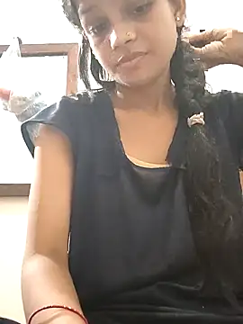 Komal0099 online show from September 2025 02:56:02 AM