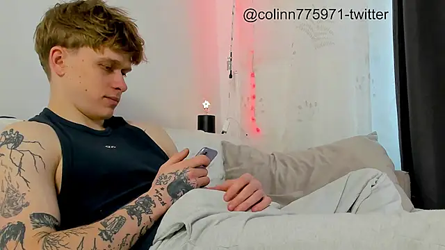 Snapshot of TalkingHead_0_ chatting on April 2026 01:57:02 PM TalkingHead 0 online show from April 2026 01:57:02 PM