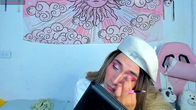 Snapshot of brihanna_cooper chatting on May 2026 02:33:02 PM brihanna cooper online show from May 2026 02:33:02 PM
