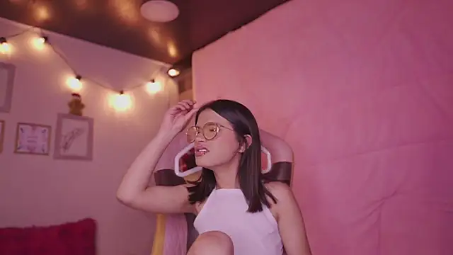 Lana Dreams  online show from December 2025 12:08:01 AM