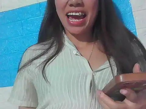 fanchunn online show from October 2025 12:53:02 PM