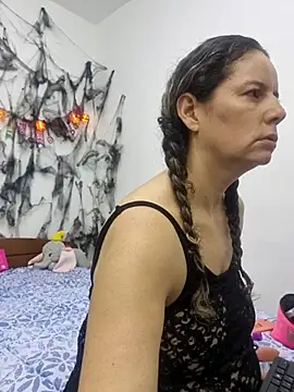 Nina vallon online show from October 2025 10:38:01 AM