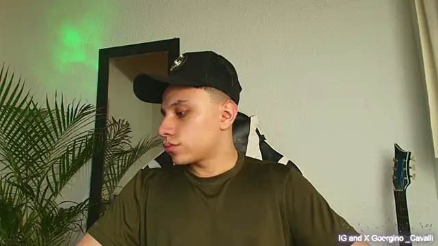 Snapshot of georgino_cavalli chatting on September 2025 04:04:02 AM georgino cavalli online show from September 2025 04:04:02 AM