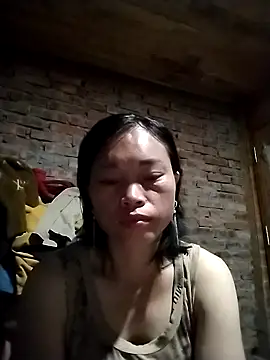   Ngoc20   online show from October 2025 02:39:02 PM