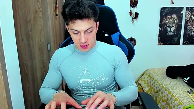 javiersexymann online show from December 2024 08:44:02 PM