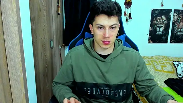 javiersexymann online show from January 2025 03:32:02 AM