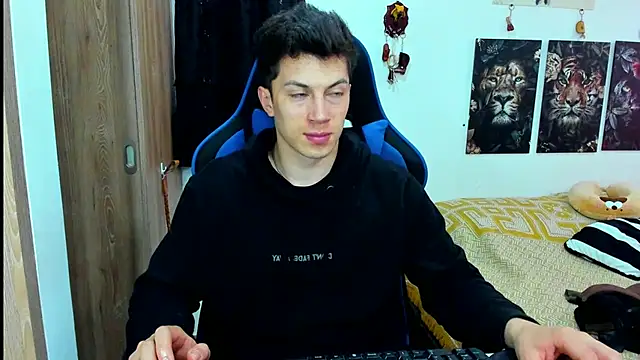 javiersexymann online show from January 2025 06:27:01 PM