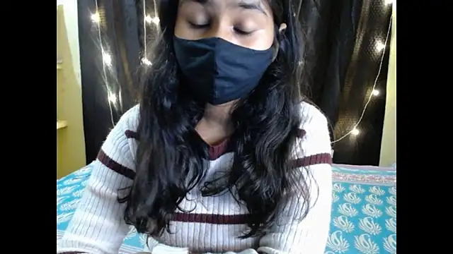 Snapshot of Vanya_7 chatting on November 2025 08:30:02 PM Vanya 7 online show from November 2025 08:30:02 PM