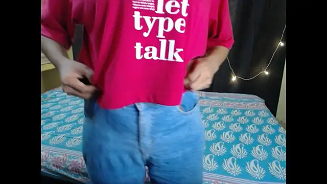 Snapshot of Vanya_7 chatting on November 2025 04:23:01 AM Vanya 7 online show from November 2025 04:23:01 AM