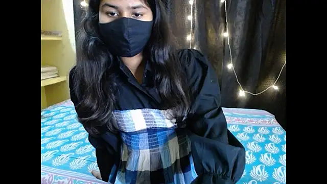 Snapshot of Vanya_7 chatting on November 2025 04:29:01 PM Vanya 7 online show from November 2025 04:29:01 PM