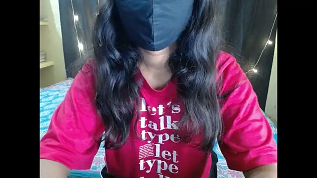 Snapshot of Vanya_7 chatting on November 2025 05:52:01 AM Vanya 7 online show from November 2025 05:52:01 AM