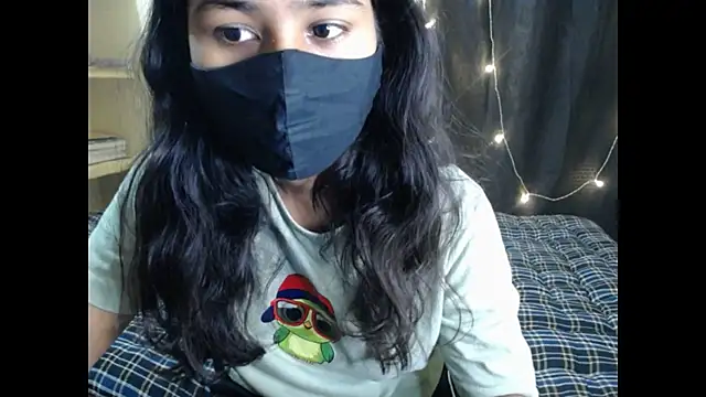 Snapshot of Vanya_7 chatting on November 2025 05:06:01 AM Vanya 7 online show from November 2025 05:06:01 AM