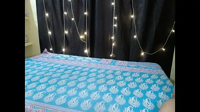 Snapshot of Vanya_7 chatting on November 2025 10:50:02 AM Vanya 7 online show from November 2025 10:50:02 AM