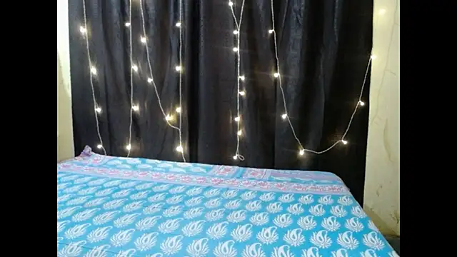 Snapshot of Vanya_7 chatting on November 2025 11:13:02 AM Vanya 7 online show from November 2025 11:13:02 AM