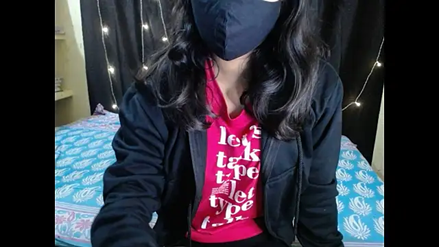 Snapshot of Vanya_7 chatting on December 2025 04:24:02 PM Vanya 7 online show from December 2025 04:24:02 PM