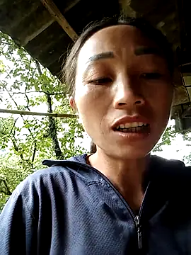 lucybaby00 online show from September 2025 04:15:01 AM