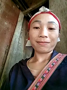 lucybaby00 online show from October 2025 09:30:01 AM