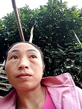 lucybaby00 online show from October 2025 10:16:02 AM