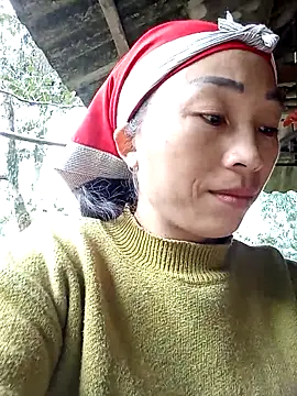 lucybaby00 online show from November 2025 01:44:02 AM