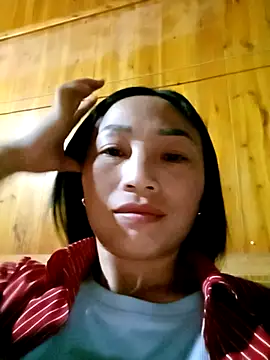 lucybaby00 online show from February 2026 11:19:02 AM