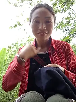 lucybaby00 online show from May 2026 10:45:02 AM
