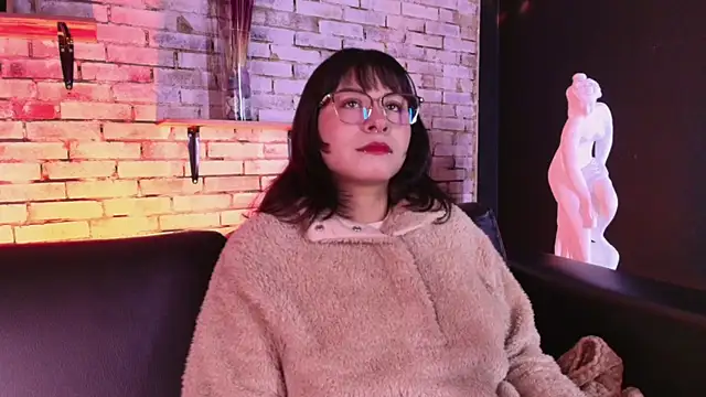 kitty malach online show from February 2026 03:00:02 AM