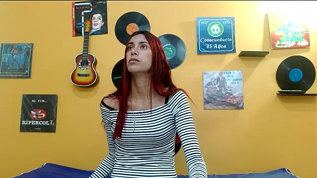 skinnyverus18 online show from November 2025 07:01:02 PM