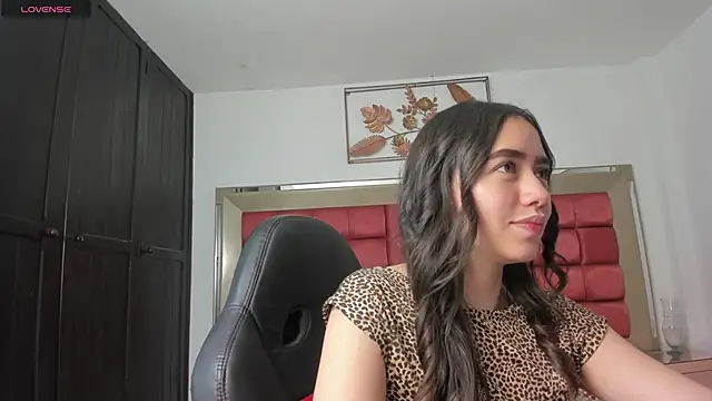 SaraWagner  online show from June 2026 12:14:01 AM