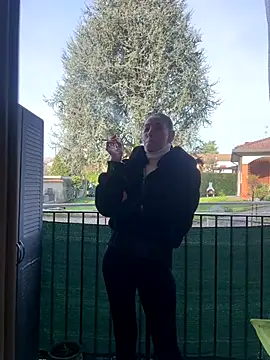 eddivad6974 online show from December 2025 10:33:01 AM