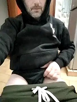 Snapshot of Peolin chatting on November 2025 12:57:01 AM Peolin online show from November 2025 12:57:01 AM