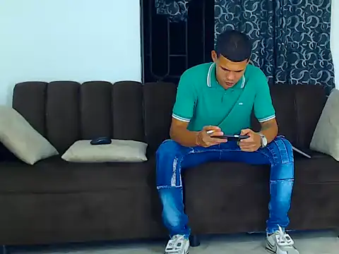 Snapshot of jefferson_exotic21 chatting on November 2025 06:50:01 AM jefferson exotic21 online show from November 2025 06:50:01 AM