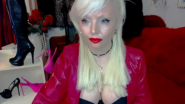 FURclubFETISH online show from December 2024 05:44:01 PM