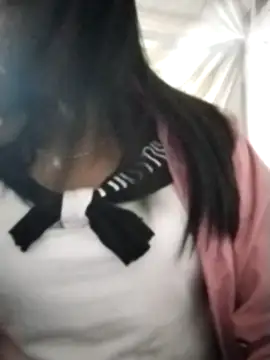 cute love00 online show from December 2025 12:28:02 AM