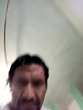 Snapshot of ReyesSau chatting on November 2025 11:27:02 PM ReyesSau online show from November 2025 11:27:02 PM