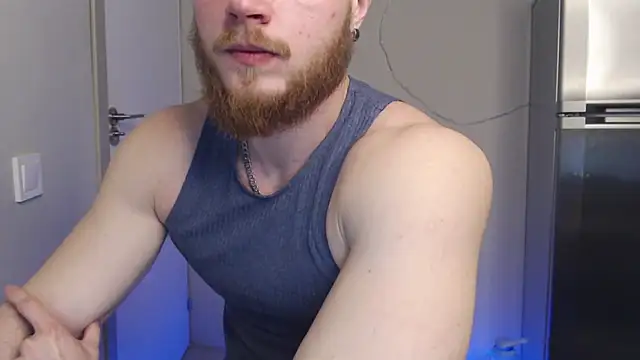 VictorTransMan online show from November 2025 10:50:02 AM