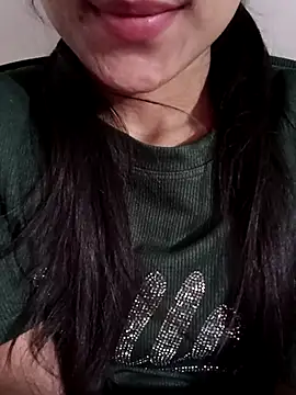 Snapshot of Cute_radhaaa chatting on November 2025 10:04:02 AM Cute radhaaa online show from November 2025 10:04:02 AM