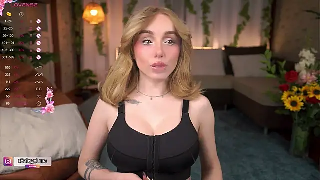 Snapshot of BabyyyLunaX chatting on May 2026 07:54:01 PM BabyyyLunaX online show from May 2026 07:54:01 PM