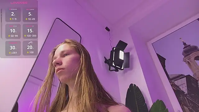 TheodoreMcLovin online show from September 2025 05:07:01 AM