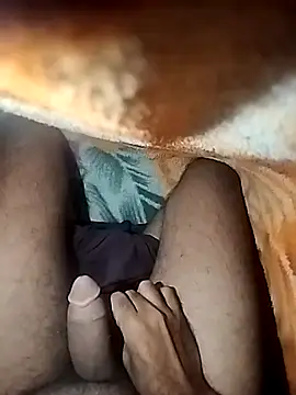 Snapshot of Raja_studio chatting on November 2025 03:46:02 PM Raja studio online show from November 2025 03:46:02 PM