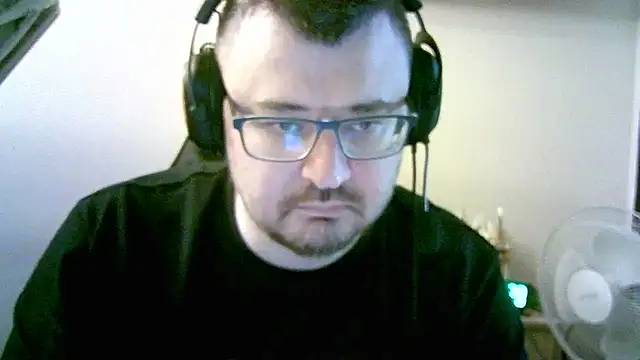 SirAbuser online show from November 2025 07:30:02 AM