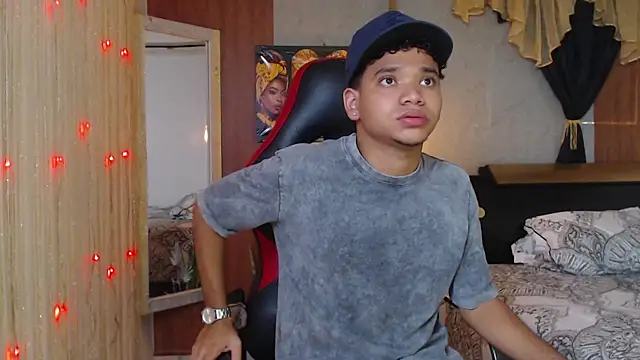 lord jamess  online show from October 2025 07:15:01 PM