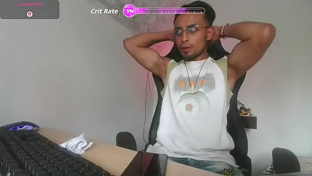 Snapshot of Ferlucyboy666 chatting on October 2025 08:17:02 PM Ferlucyboy666 online show from October 2025 08:17:02 PM