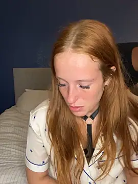 Snapshot of Poppy_frankie chatting on September 2025 09:59:02 PM Poppy frankie online show from September 2025 09:59:02 PM