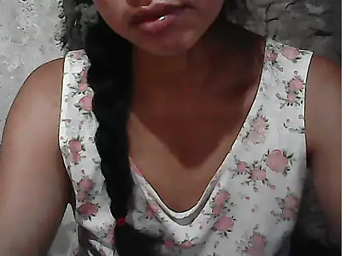 Snapshot of oceanlover23 chatting on October 2025 11:50:01 PM oceanlover23 online show from October 2025 11:50:01 PM