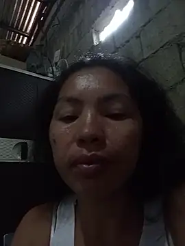 Snapshot of oceanlover23 chatting on November 2025 10:56:02 PM oceanlover23 online show from November 2025 10:56:02 PM