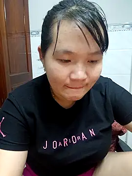 Snapshot of _Babyrose_ chatting on October 2025 03:07:02 PM Babyrose online show from October 2025 03:07:02 PM