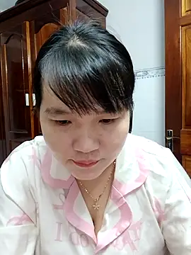 Snapshot of _Babyrose_ chatting on October 2025 03:56:02 PM Babyrose online show from October 2025 03:56:02 PM